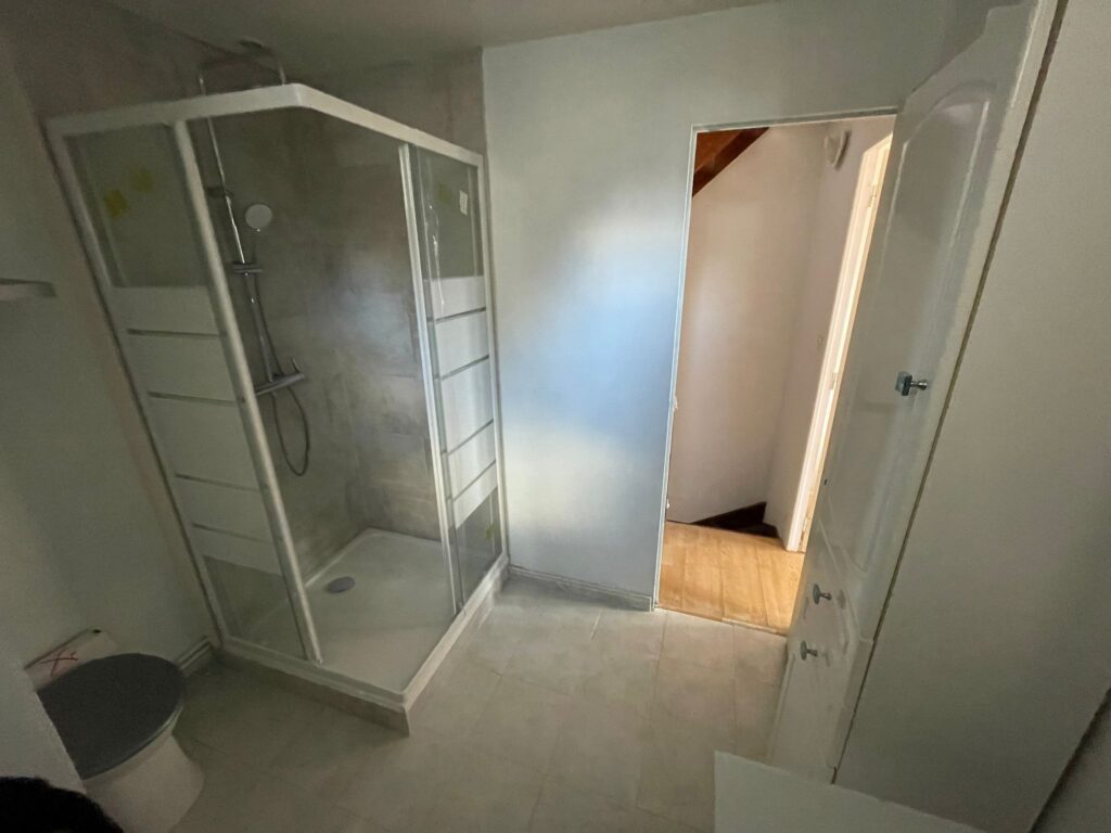 Salle De Bain, Annoeulin,95 M2